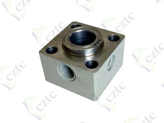 CYLINDER HEAD